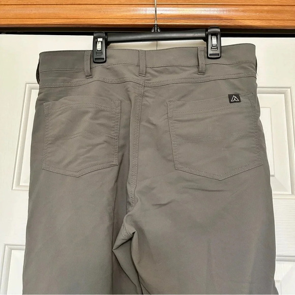 Alpine Designs Gray Nylon Hiking Pants - Picture 3 of 6